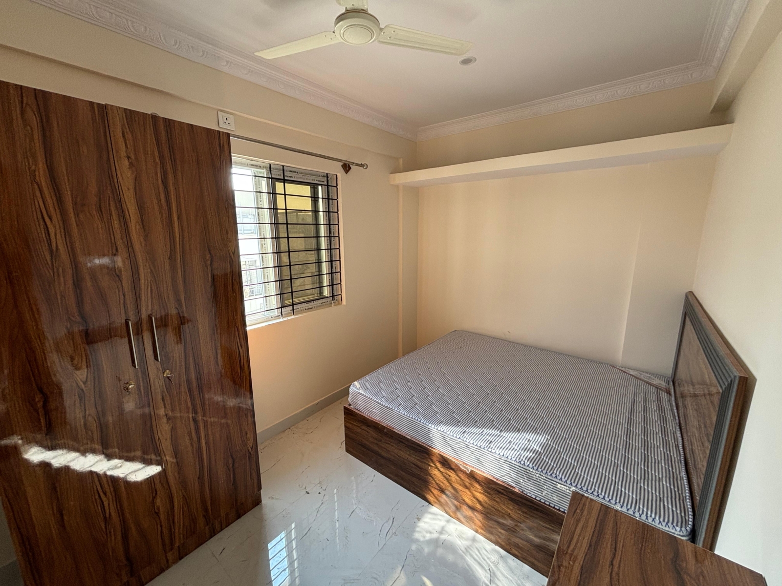 2 BHK fully furnished flat for rent in Koramangala