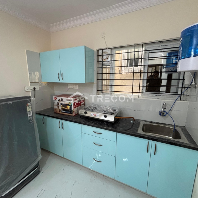 2 BHK fully furnished flat for rent in Koramangala